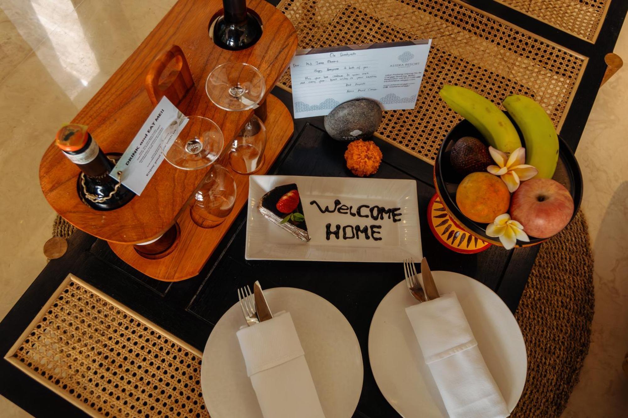 Astera Luxury Resort & Spa Canggu By Ini Vie Hospitality Buitenkant foto